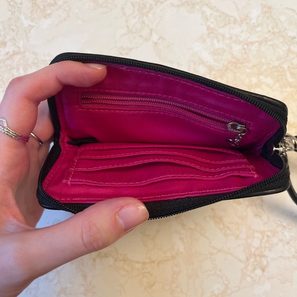 Coach wallet/wristlet - Picture 3 of 3